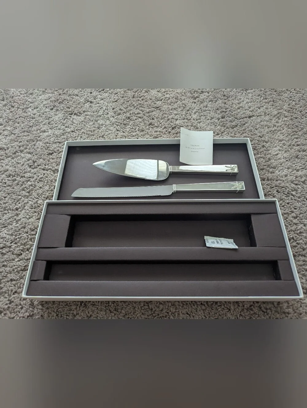 Vera Wang Love Knots Cake Knife and Server Set